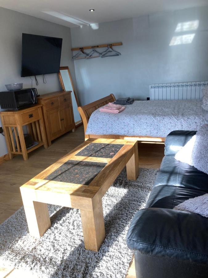 Appartement Roblins Nest à Ammanford Extérieur photo